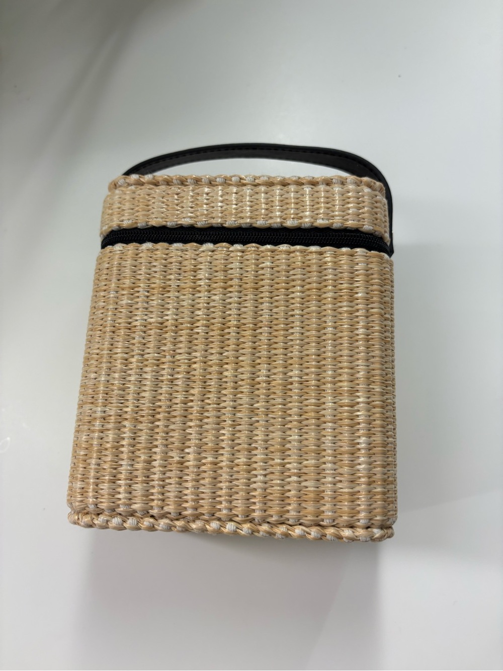 CHANEL Beaute Beige Woven Straw Mini bag - New!